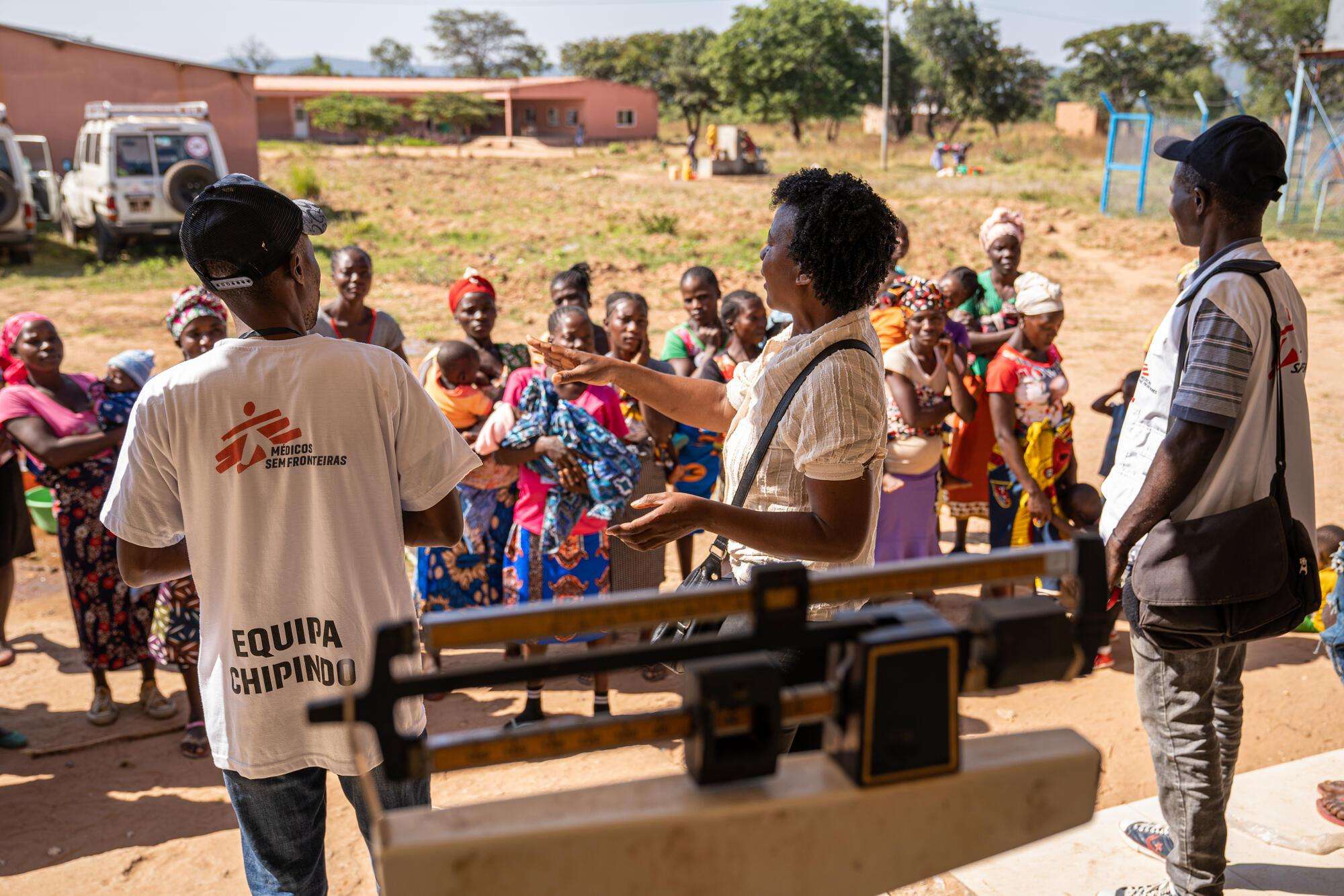 MSF health promotion teams raise awareness of malaria and malnutrition in Angola