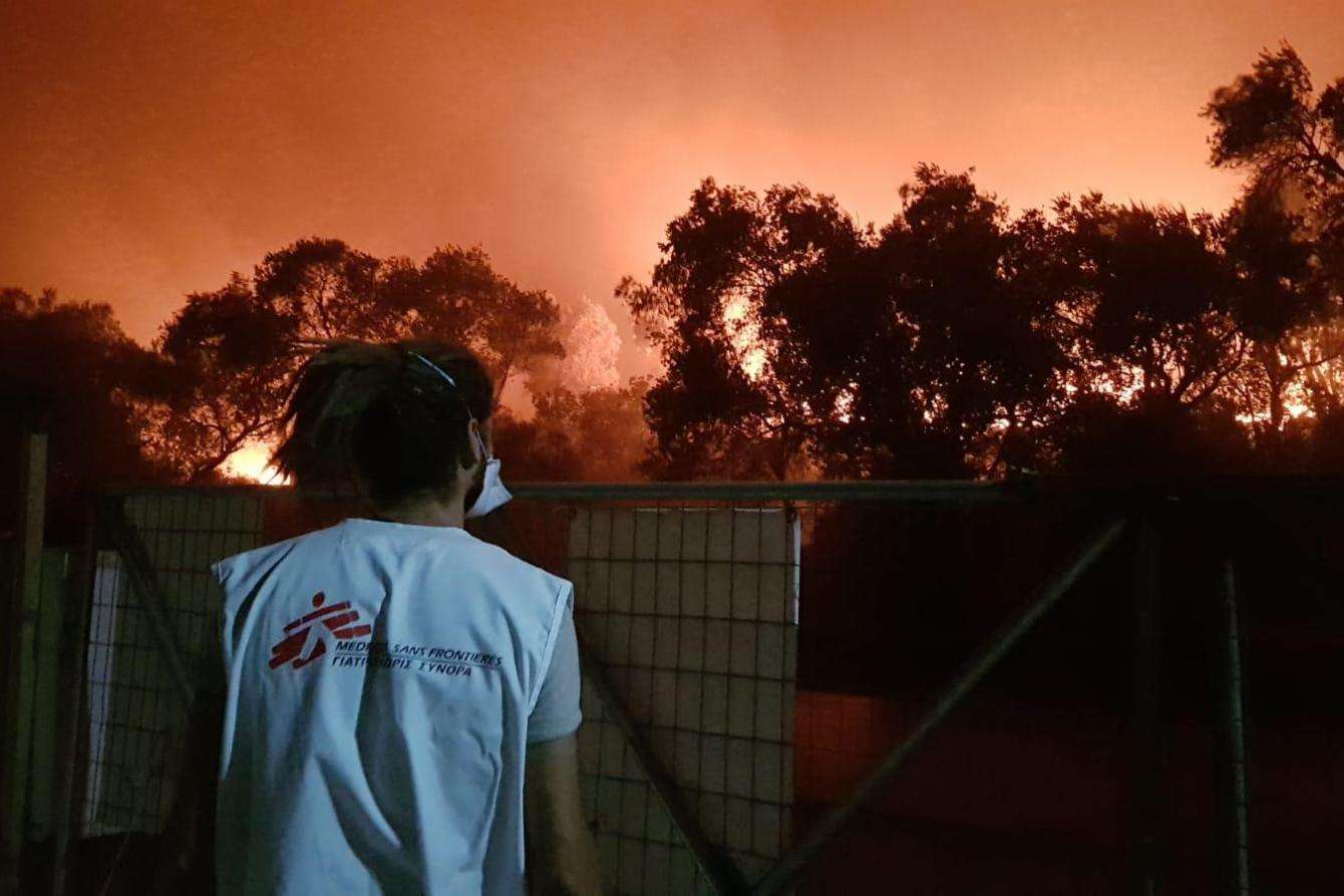 Fire tears through Moria refugee camp