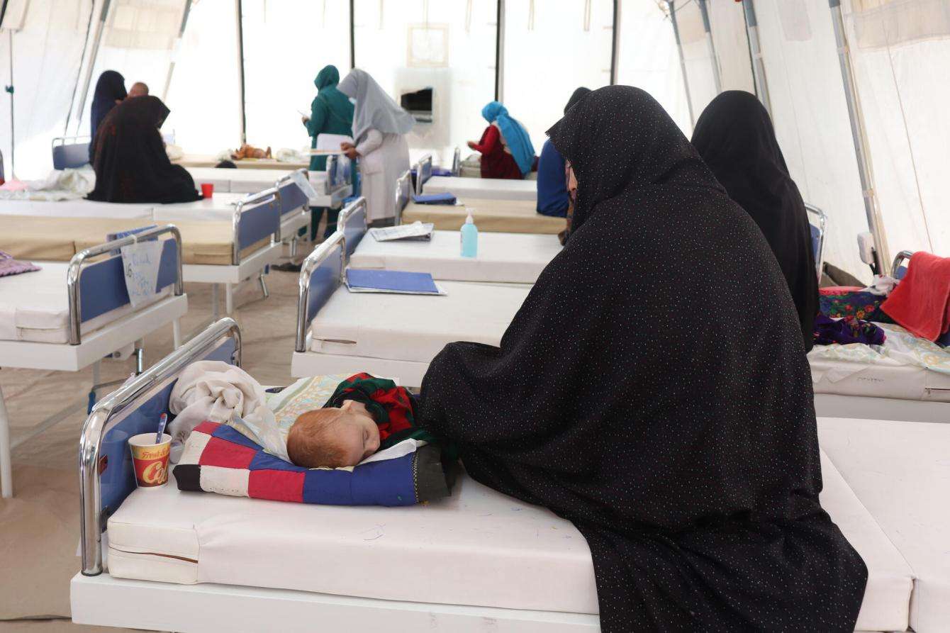 Diarrhea tent in Herat